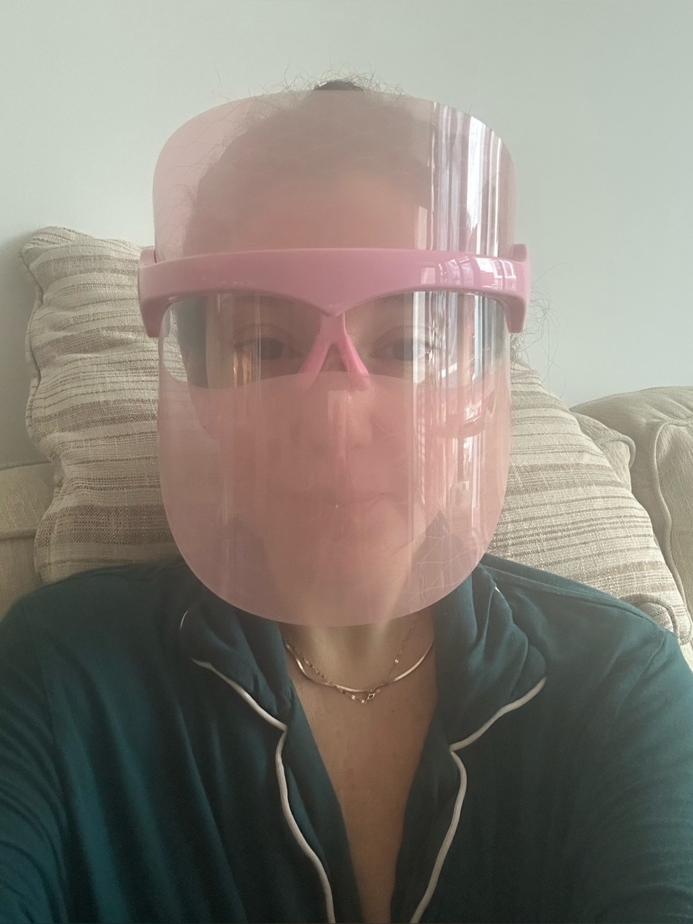 Skin Gym Led Mask - Picture 2 of 5